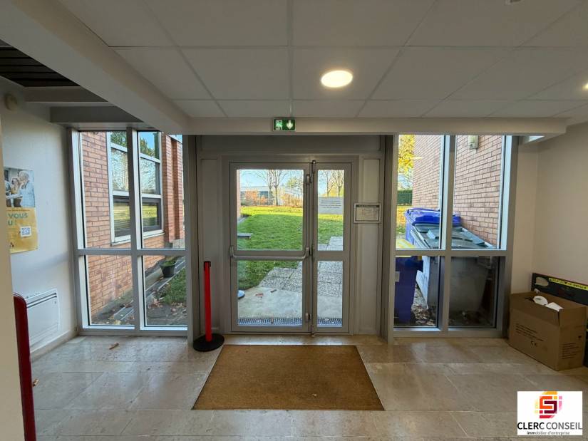 Vente - Bureaux 1054m² - Bois-guillaume