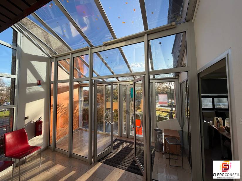 Vente - Bureaux 1054m² - Bois-guillaume