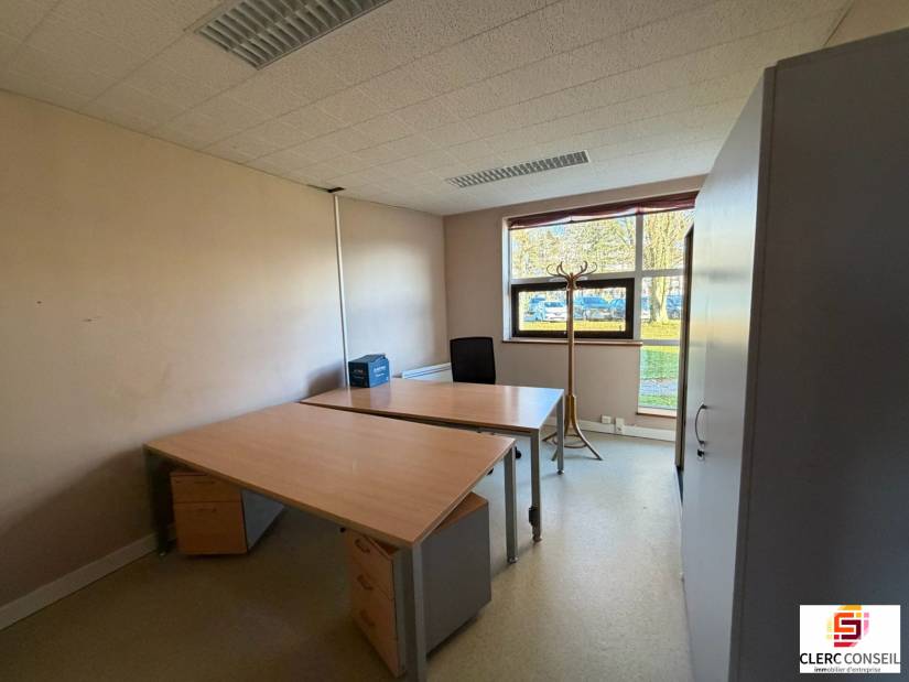 Vente - Bureaux 1054m² - Bois-guillaume