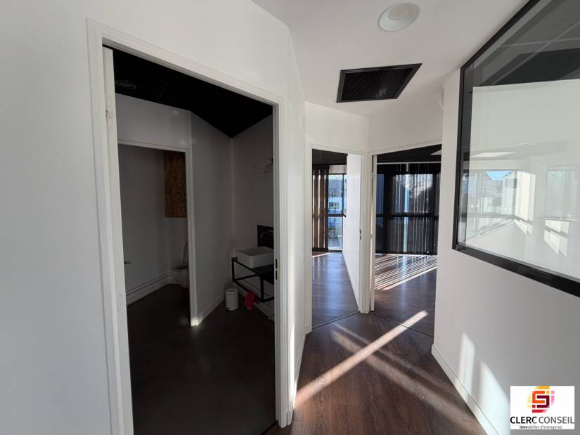 Location - Bureaux 454m² - Mont-saint-aignan