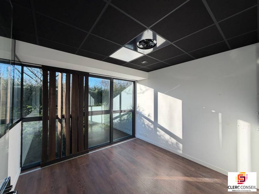 Location - Bureaux 454m² - Mont-saint-aignan
