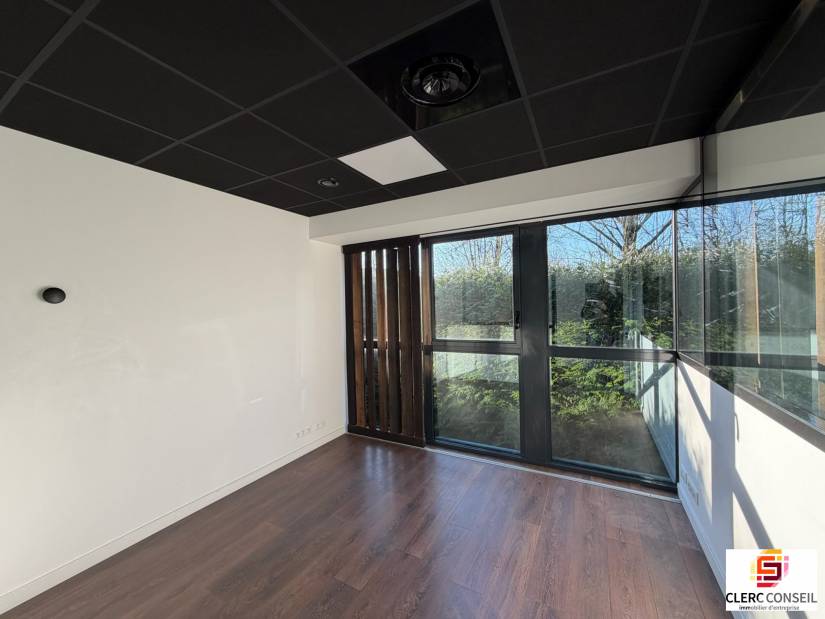 Location - Bureaux 454m² - Mont-saint-aignan