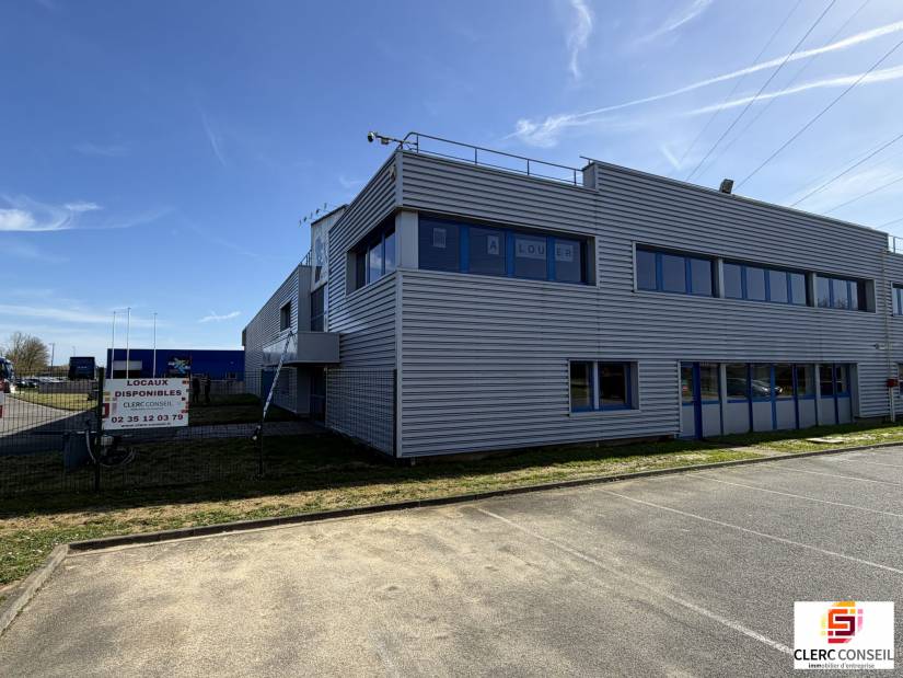 Location - Local d'activité 1500m² - La vaupalière