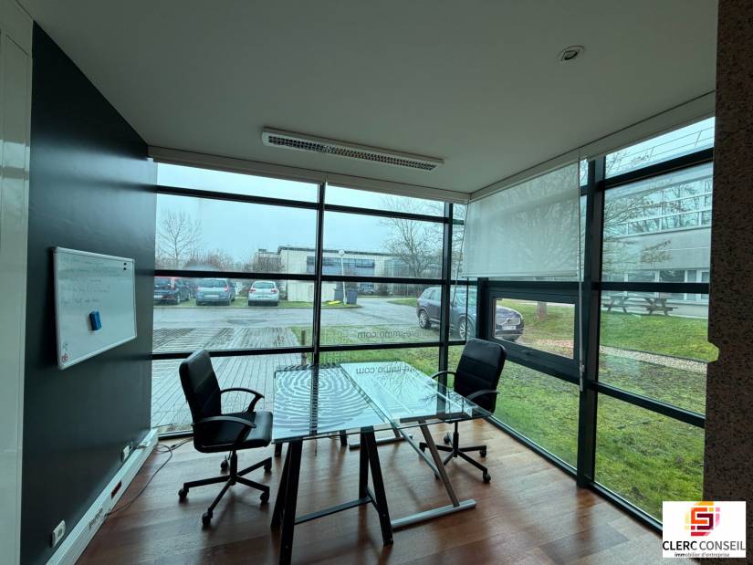 Location - Bureaux 230m² - Mont-saint-aignan