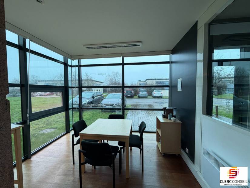Location - Bureaux 230m² - Mont-saint-aignan