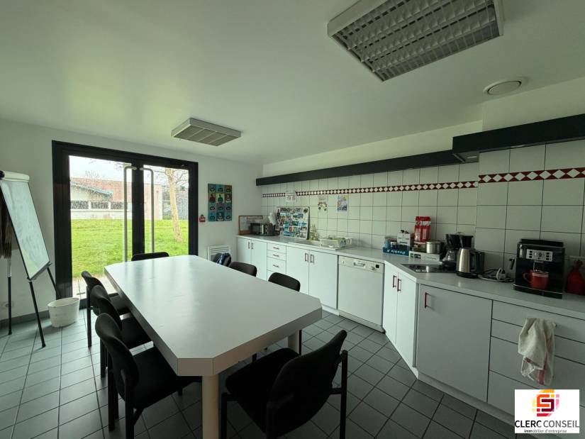 Location - Bureaux 230m² - Mont-saint-aignan