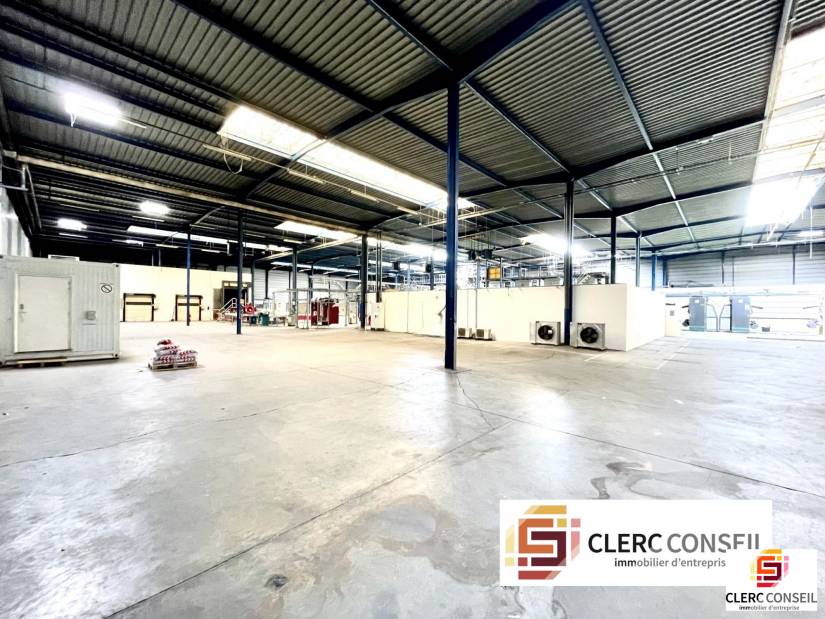 Location - Local d'activité 4723m² - Saint-Étienne-du-rouvray