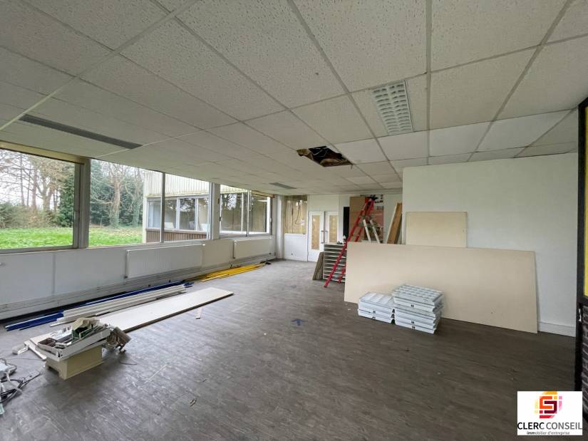 Location - Bureaux 191m² - Bihorel