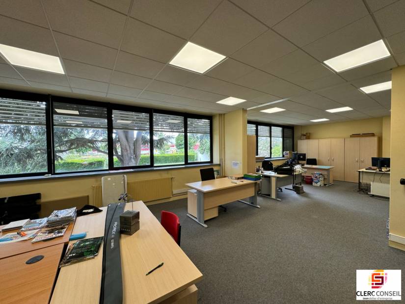 Location - Local d'activité 4200m² - Sotteville-lès-rouen