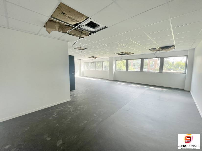 Location - Bureaux 144m² - Mont-saint-aignan