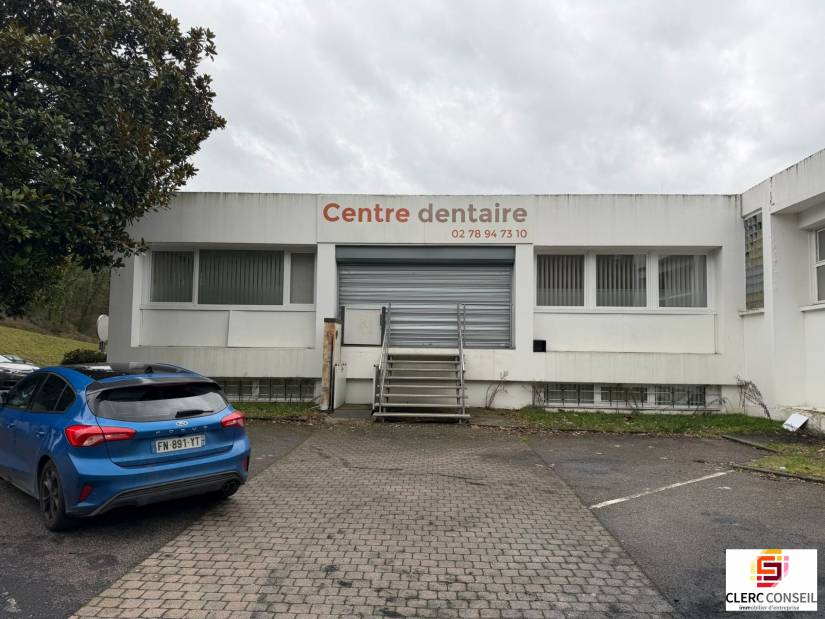 Location - Bureaux 548m² - Petit-couronne