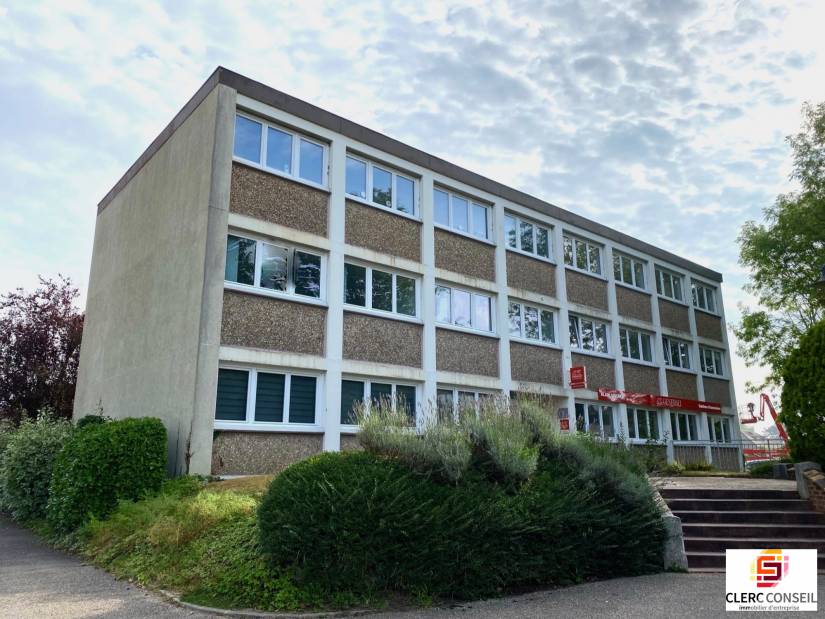 Location - Bureaux 72m² - Bois-guillaume