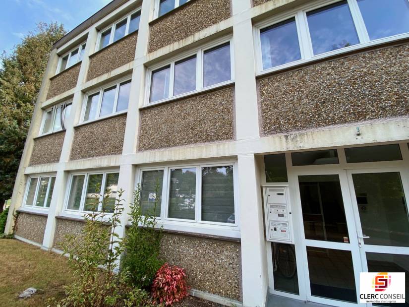 Location - Bureaux 72m² - Bois-guillaume