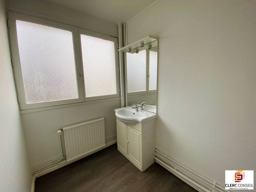 Location - Bureaux 72m² - Bois-guillaume