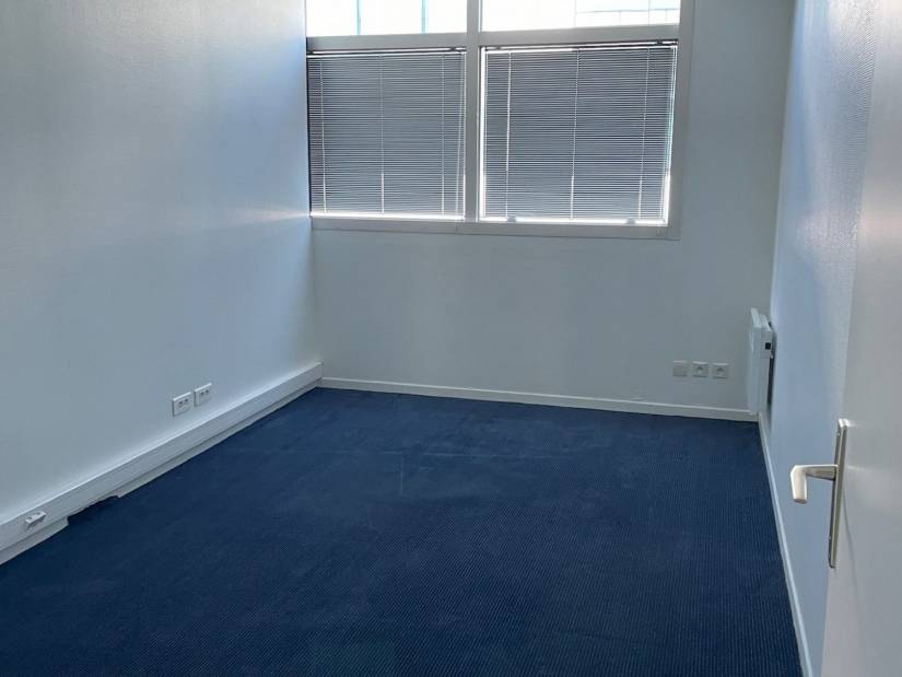 Location - Bureaux 54m² - Évreux