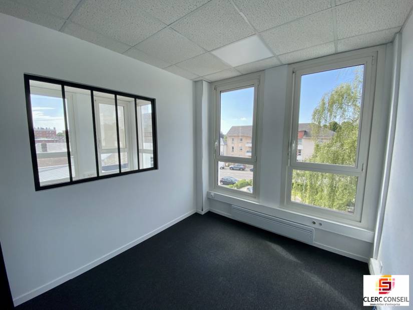 Location - Bureaux 55m² - Bihorel