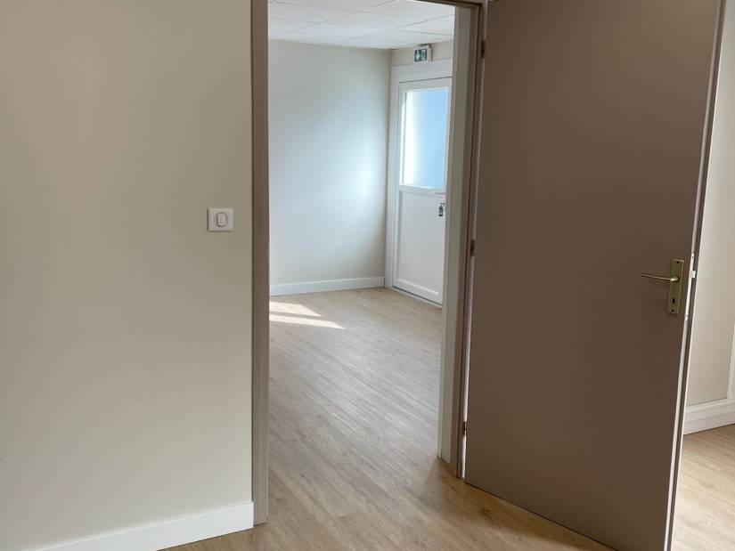 Location - Bureaux 84m² - Évreux