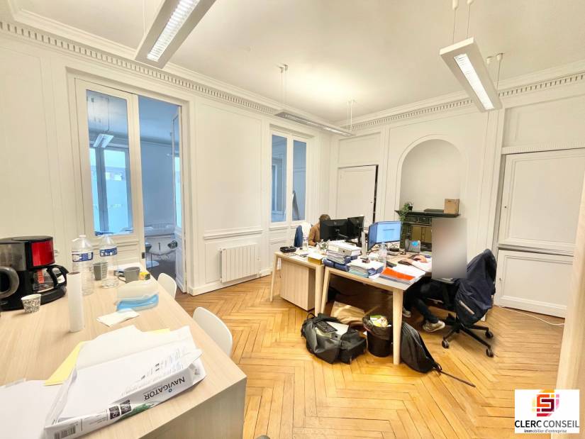 Location - Bureaux 915m² - Rouen