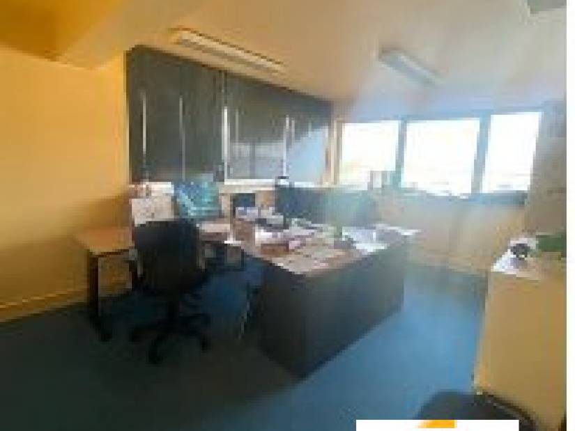 Location - Local d'activité 1739m² - Sotteville-lès-rouen