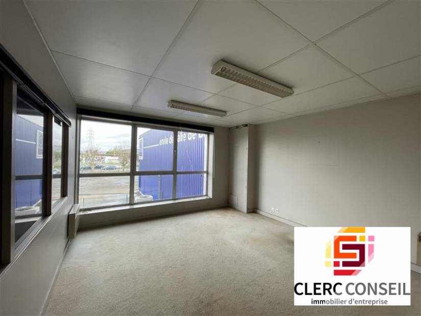 Location - Bureaux 300m² - Sotteville-lès-rouen