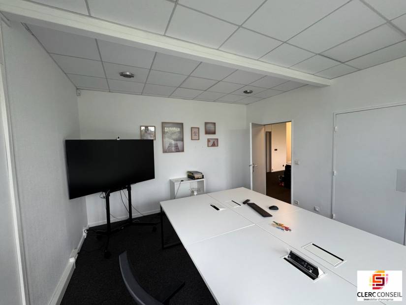 Location - Bureaux 525m² - Mont-saint-aignan