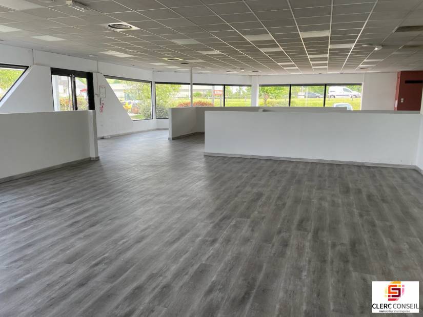 Location - Local commercial 450m² - Normanville