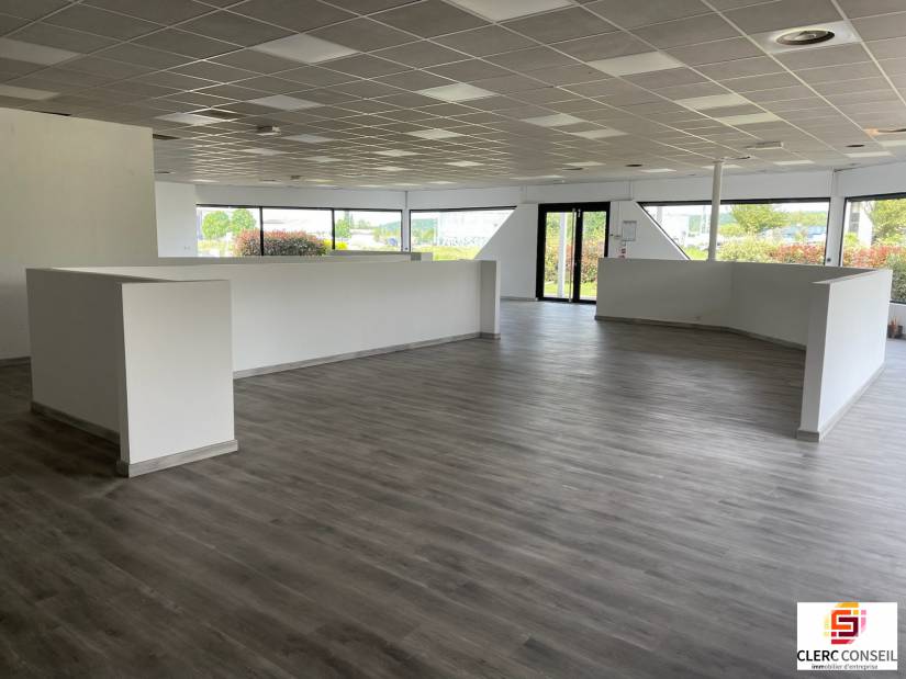 Location - Local commercial 450m² - Normanville