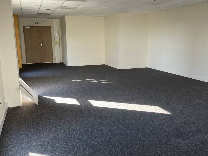 Location - Bureaux 73m² - Honguemare-guenouville