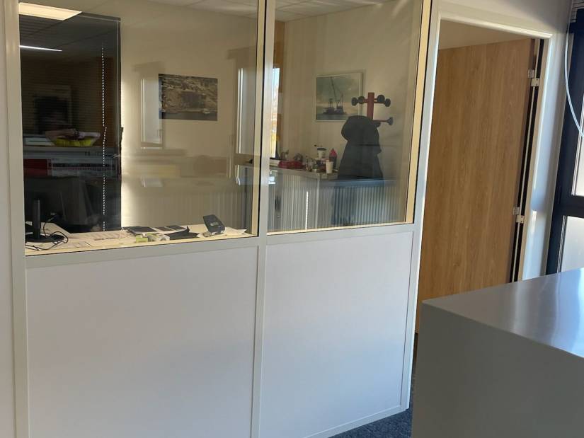 Location - Bureaux 311m² - Honguemare-guenouville