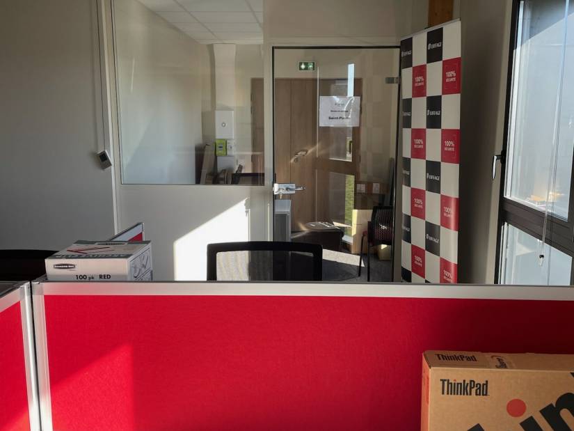 Location - Bureaux 311m² - Honguemare-guenouville