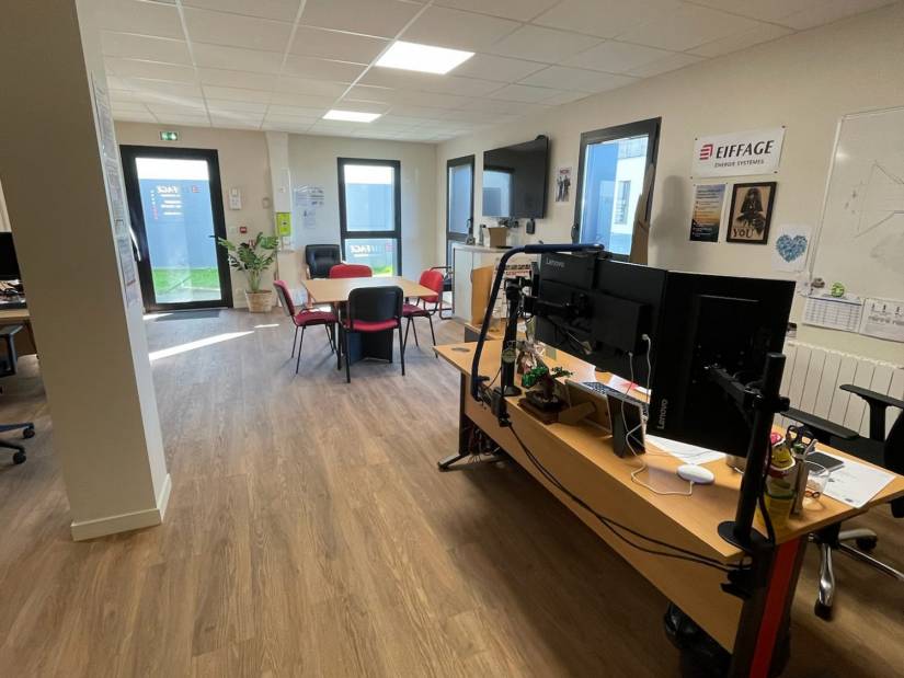 Location - Local d'activité 366m² - Honguemare-guenouville