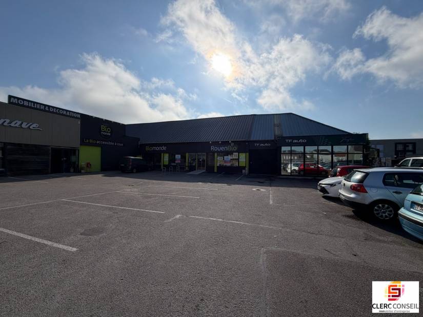 Location - Local commercial 534m² - Le petit-quevilly