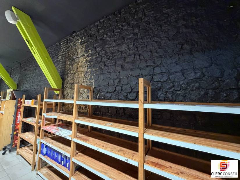 Location - Local commercial 534m² - Le petit-quevilly