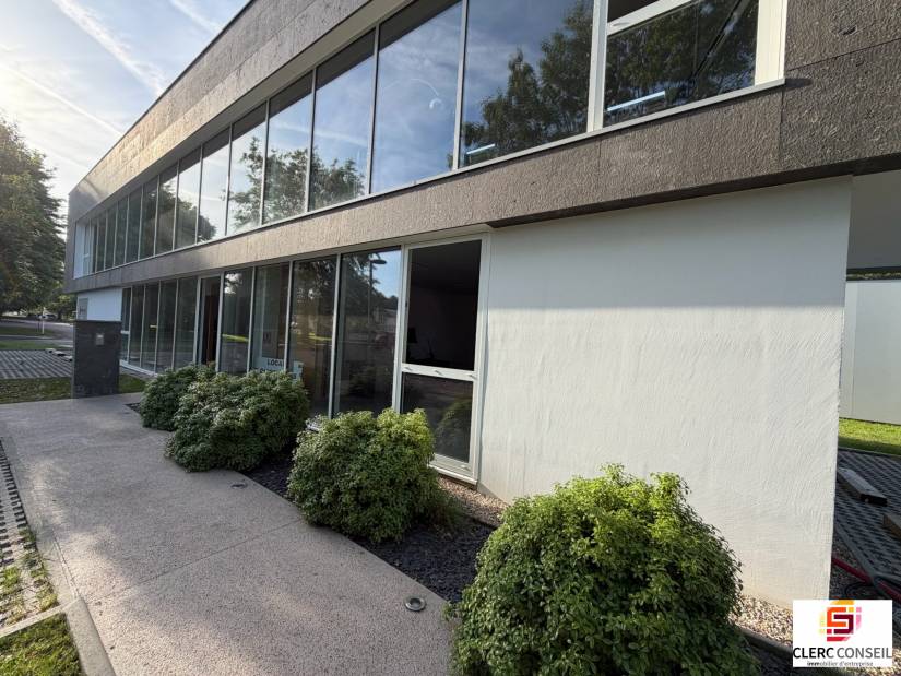 Location - Bureaux 52m² - Mont-saint-aignan