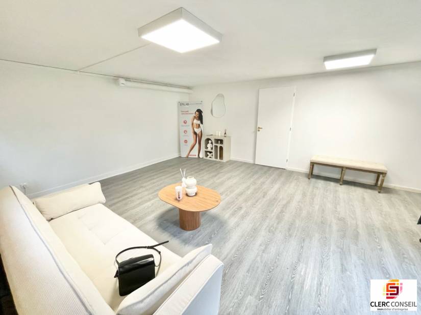Vente - Bureaux 200m² - Mont-saint-aignan