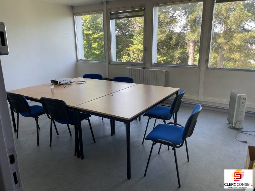 Location - Local d'activité 7991m² - Évreux