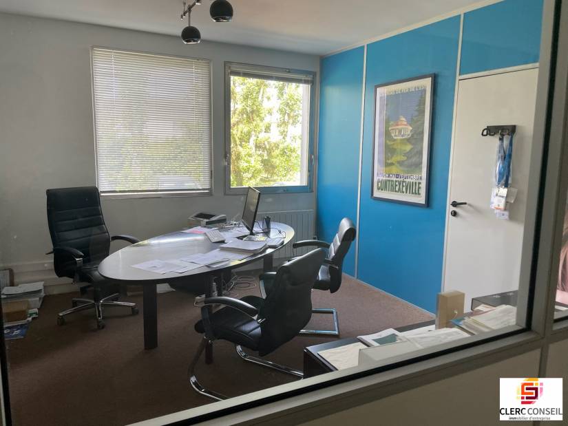 Vente - Local d'activité 7991m² - Évreux