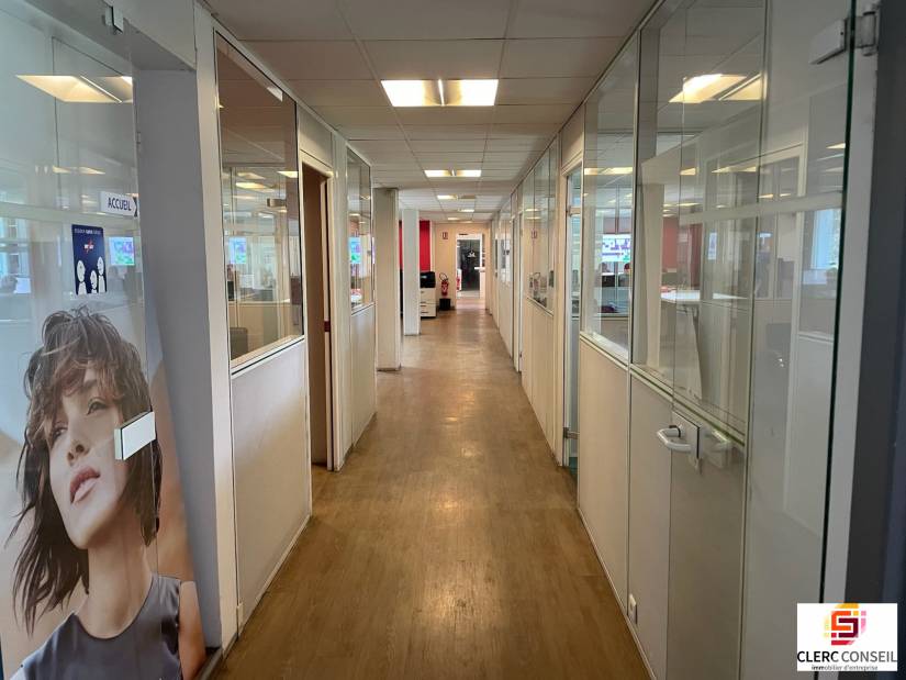 Vente - Local d'activité 7991m² - Évreux