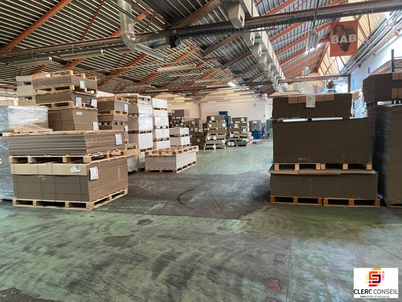 Vente - Local d'activité 7991m² - Évreux