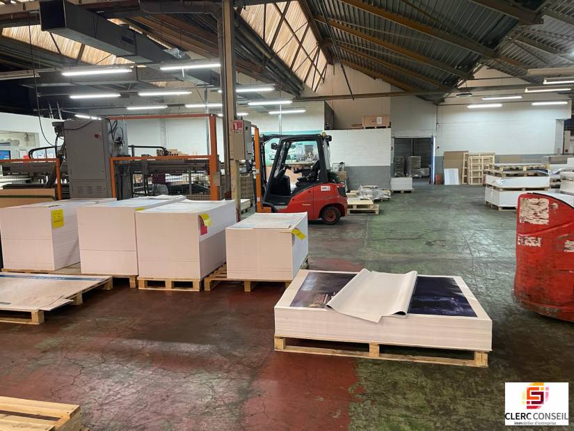 Vente - Local d'activité 7991m² - Évreux