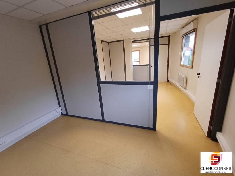 Location - Bureaux 66m² - Rouen