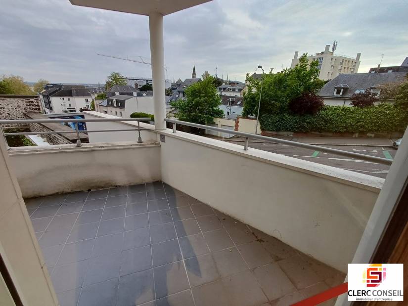 Location - Bureaux 66m² - Rouen