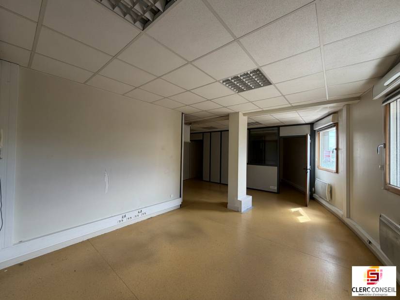 Location - Bureaux 66m² - Rouen