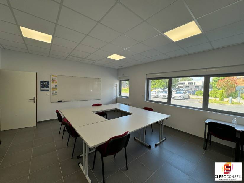 Location - Bureaux 305m² - Mont-saint-aignan