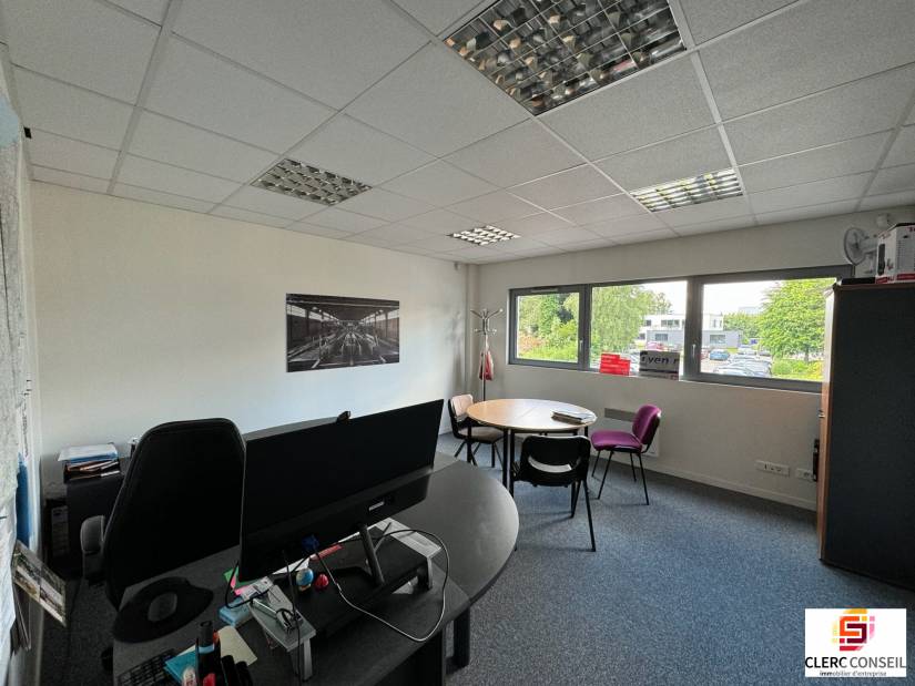 Location - Bureaux 305m² - Mont-saint-aignan