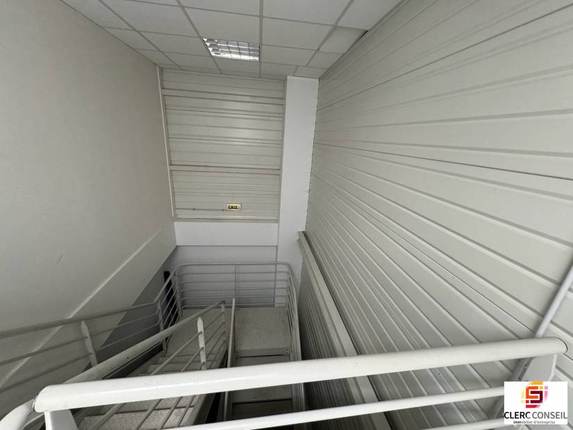 Location - Bureaux 305m² - Mont-saint-aignan