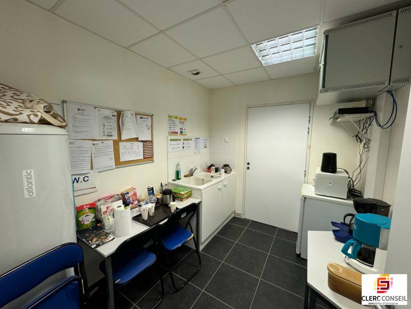 Location - Bureaux 305m² - Mont-saint-aignan