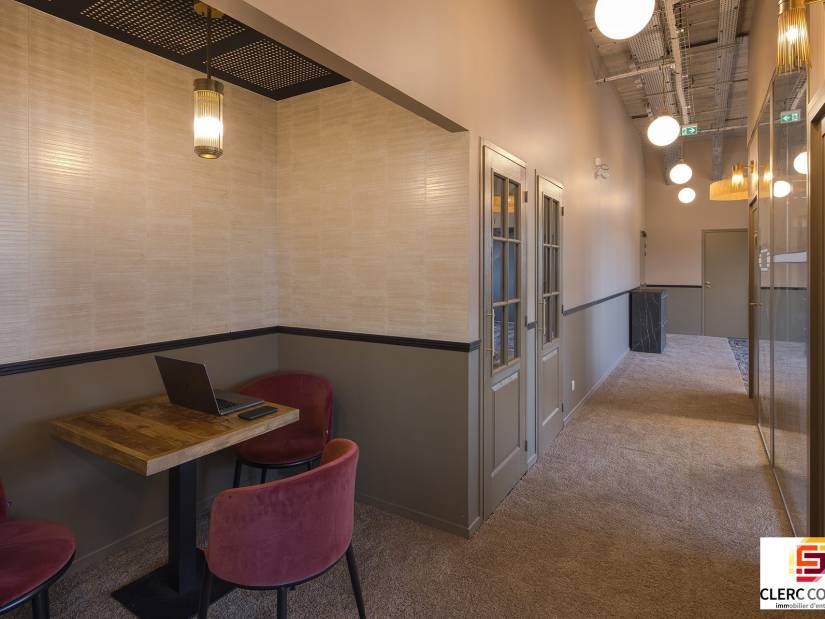 Location - Bureaux 124m² - Isneauville