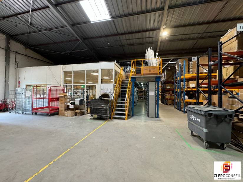 Location - Local d'activité 4200m² - Sotteville-lès-rouen