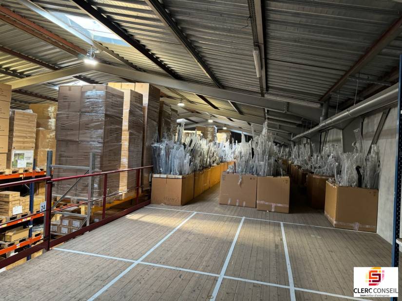 Location - Local d'activité 4200m² - Sotteville-lès-rouen